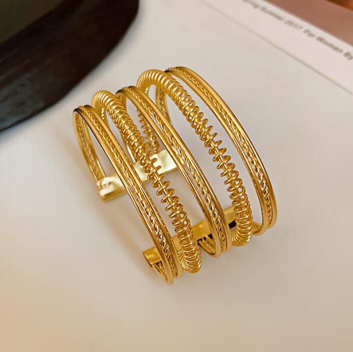 Women's Fashion Bangle 