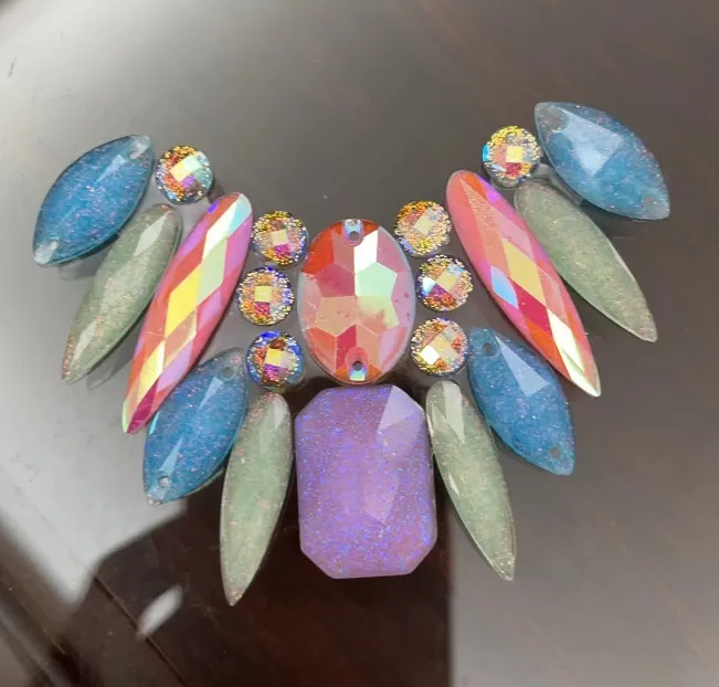 Iron on Rhinestone Applique (pic1) Iron on Rhinestone Applique (pic1)