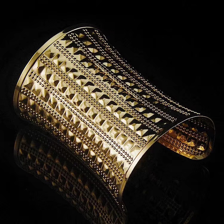 Women's Bangle 