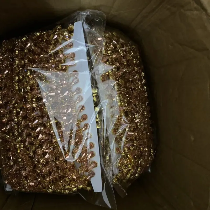 Champagne Rhinestone Chain with Gold casing(pic4)