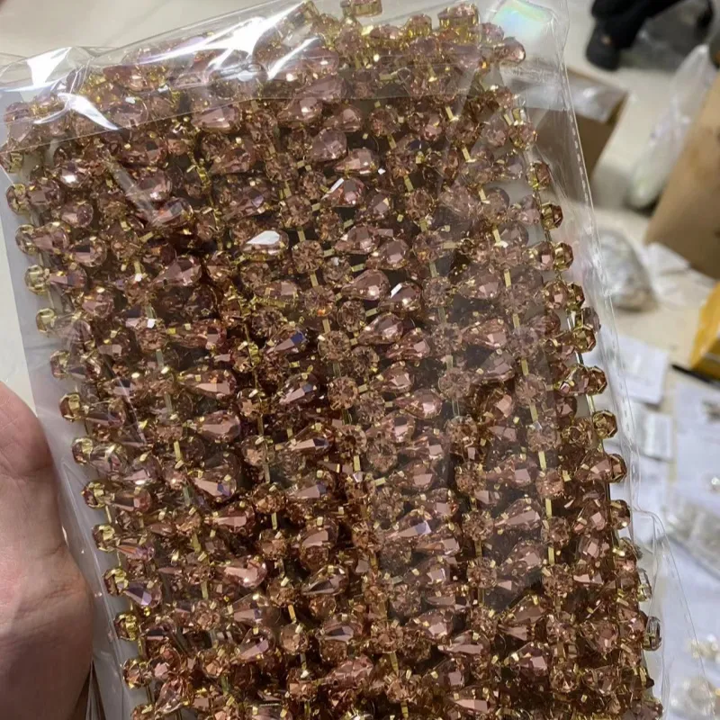 Champagne Rhinestone Chain with Gold casing(pic5)