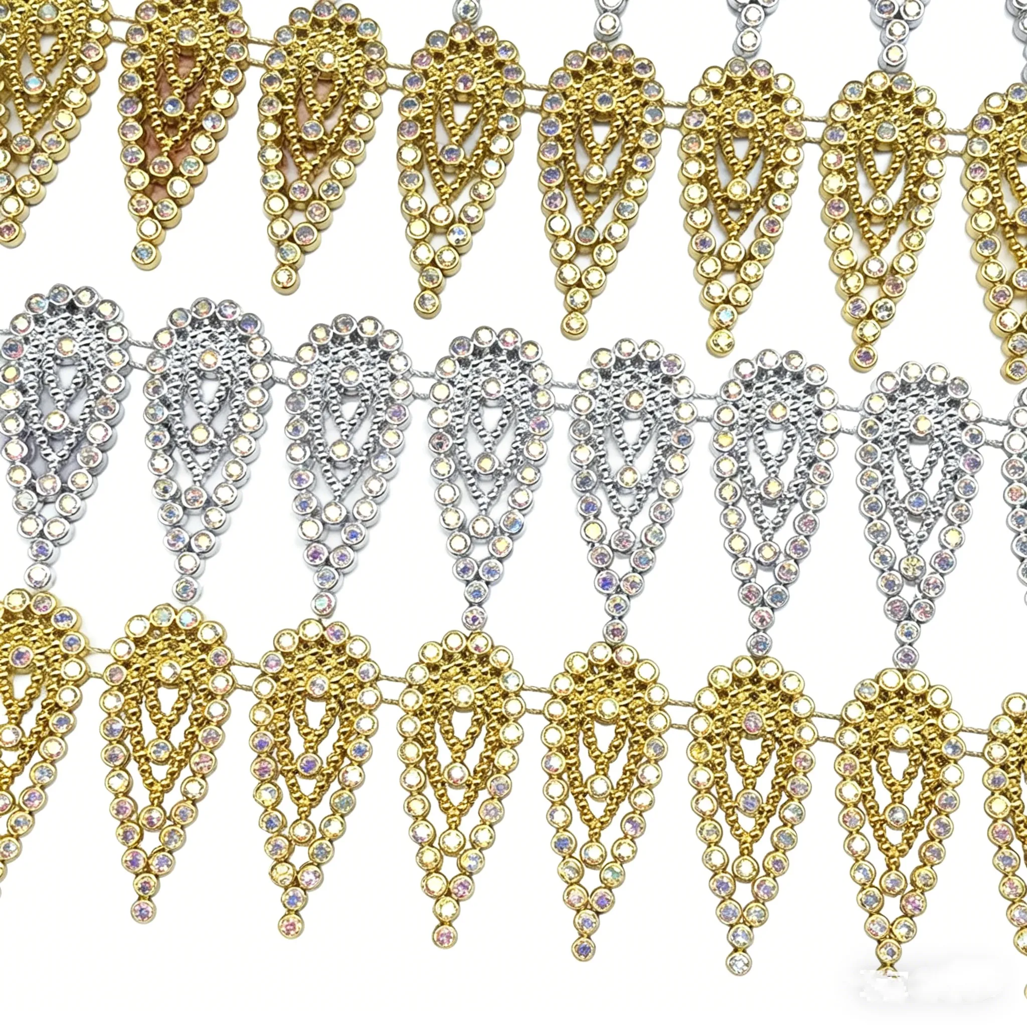 New Iron on Applique(pic1) Plastic Rhinestone Trim(pic1)